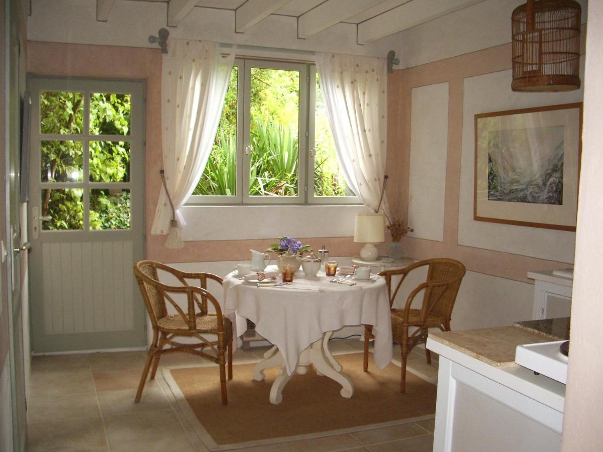 A L'Ombre Du Tilleul Daire Giverny Dış mekan fotoğraf
