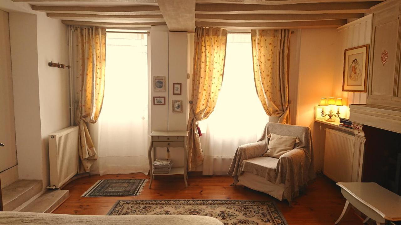 A L'Ombre Du Tilleul Daire Giverny Dış mekan fotoğraf